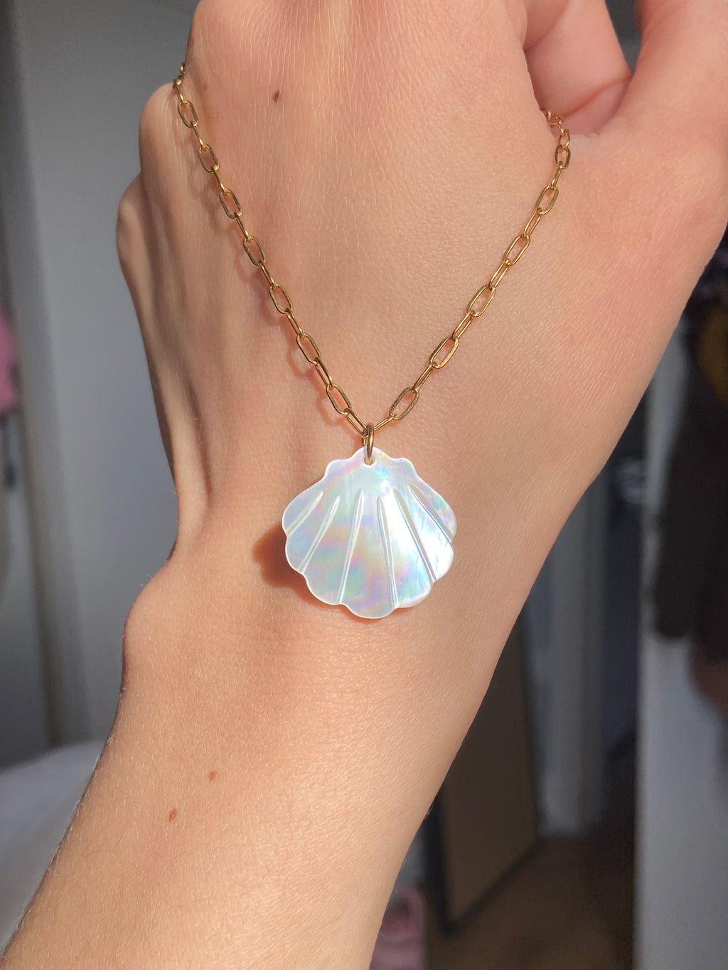 Mother of Pearl Summer Staple Necklace